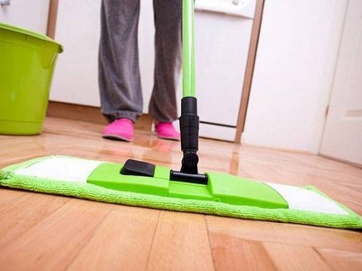 Как правильно мыть ламинат?