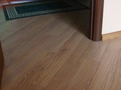 Допустимая площадь укладки ламината без температурных зазоров.