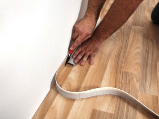 Как правильно укладывать линолеум в квартире?