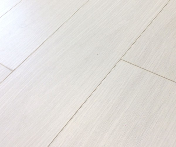 Ламинат Egger Comfort EC1011 Дуб белый песок